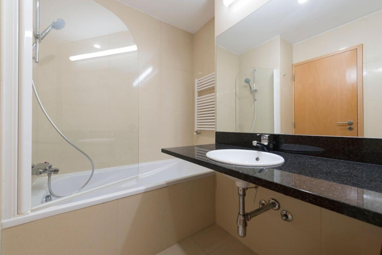 Lovelystay - Oporto Beach Apartment With 2 Free Parking Spots Matosinhos (Porto) Exterior foto