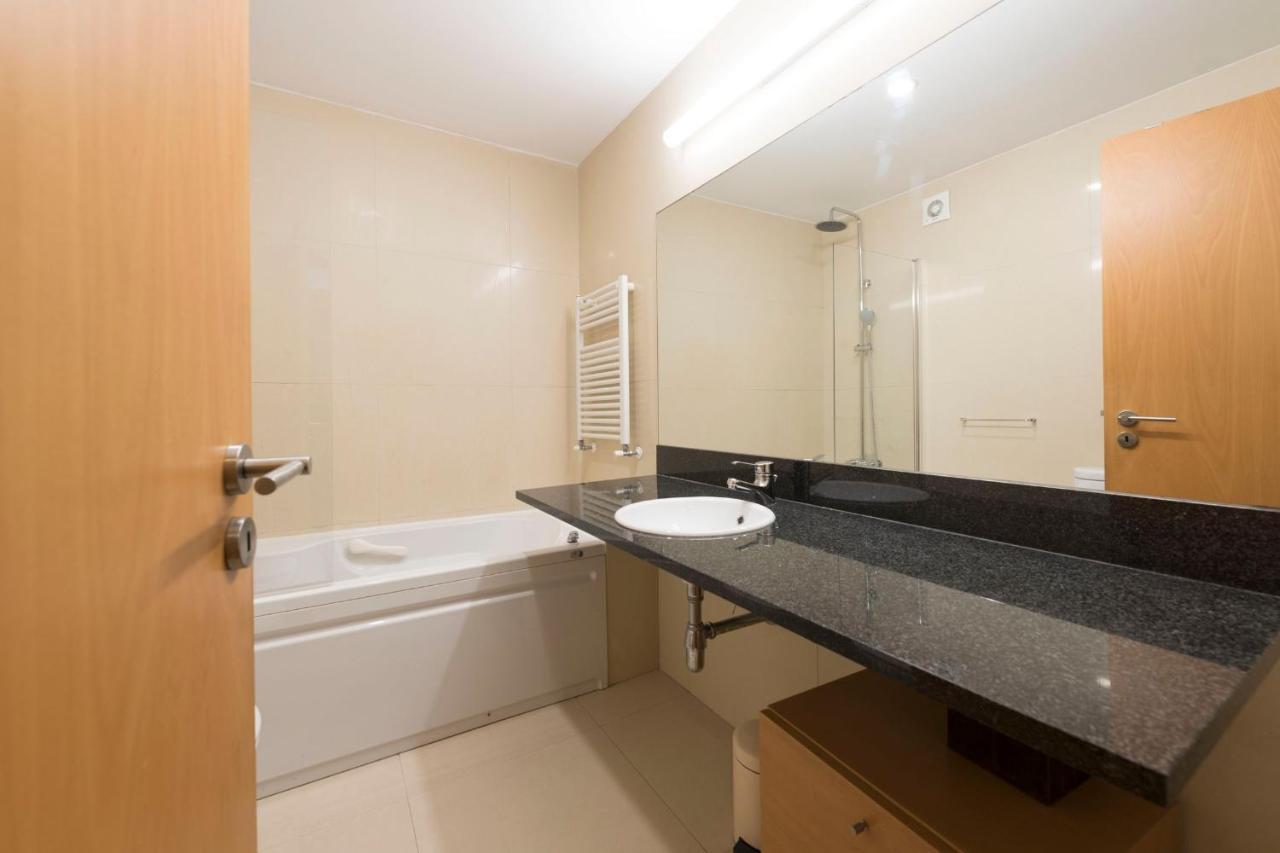 Lovelystay - Oporto Beach Apartment With 2 Free Parking Spots Matosinhos (Porto) Exterior foto